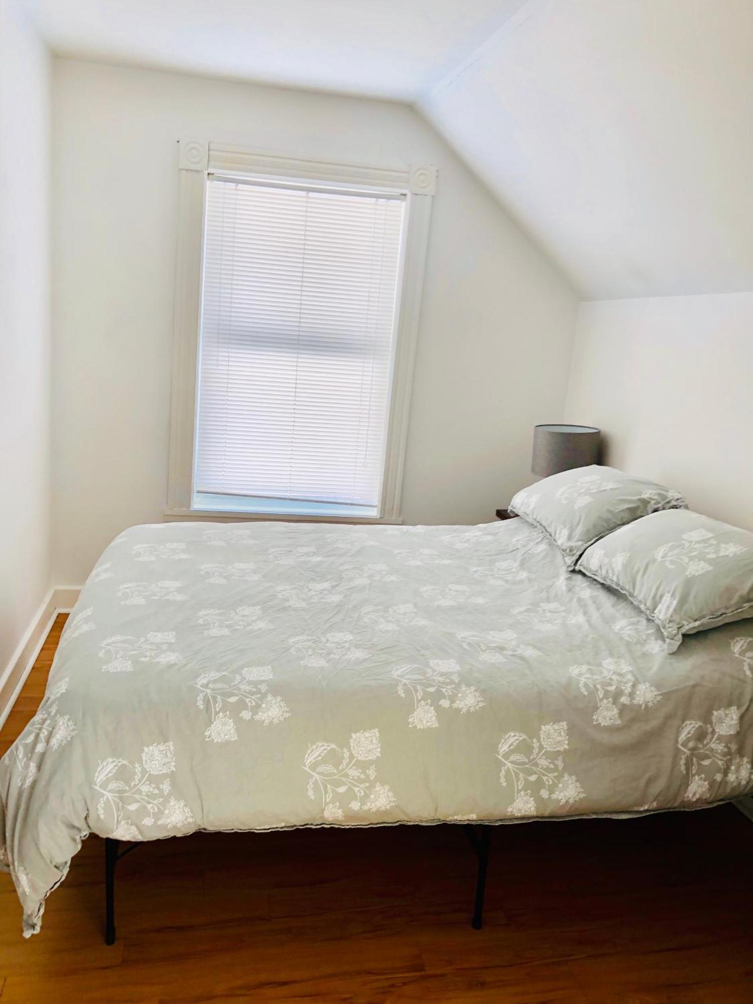 L'Appartement De La Suite North Hatley Bagian luar foto